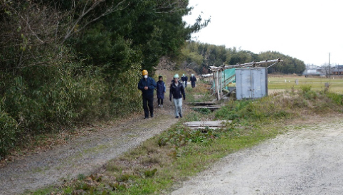 Earthquake evacuation training<br />
