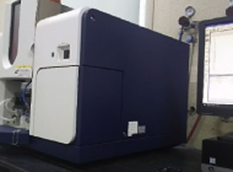 Atomic absorption spectrophotometer